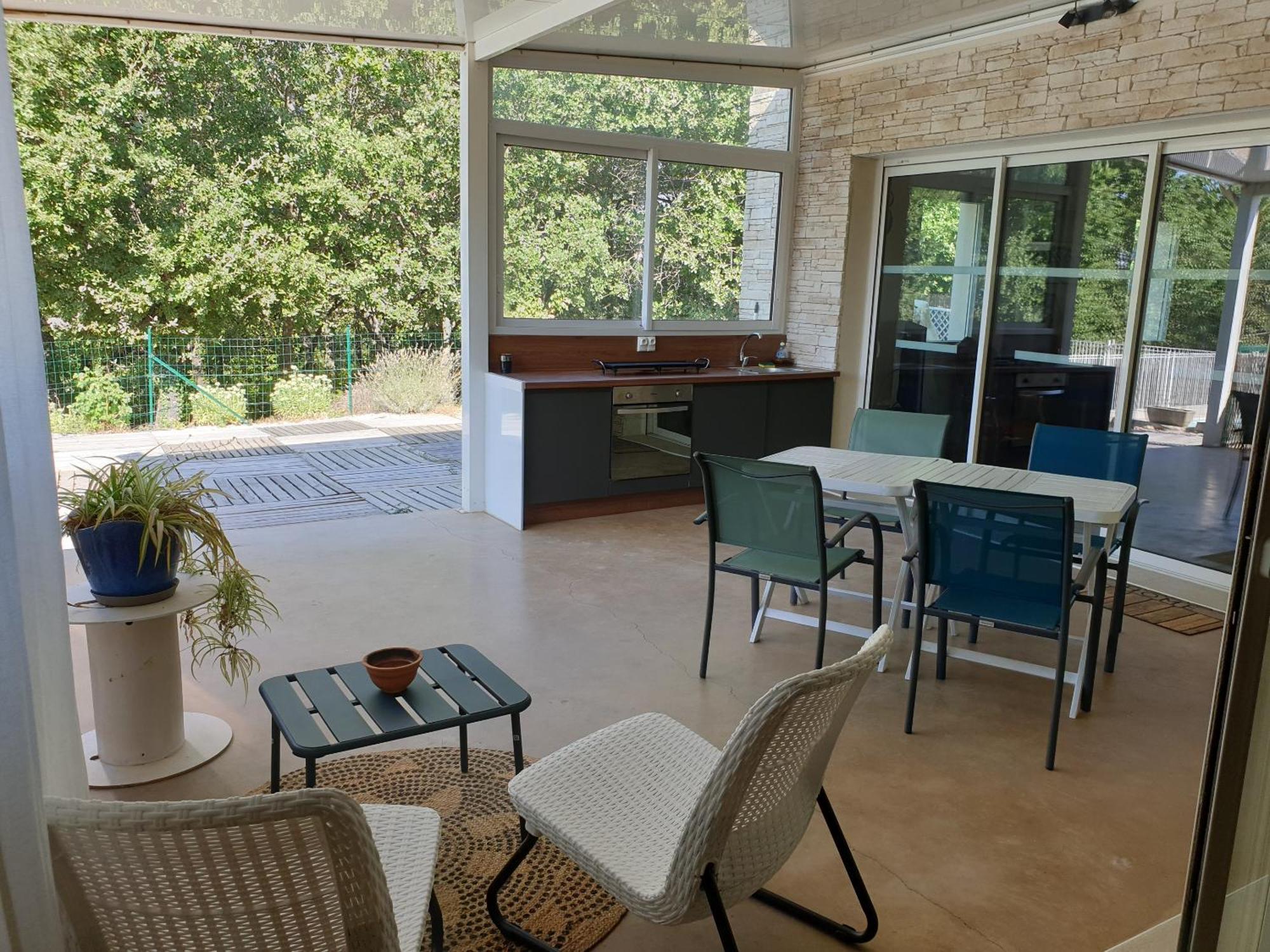 Le Clos Du Grand Chene - Gites 4 Etoiles - Saint-Marcel-d'Ardeche Rom bilde