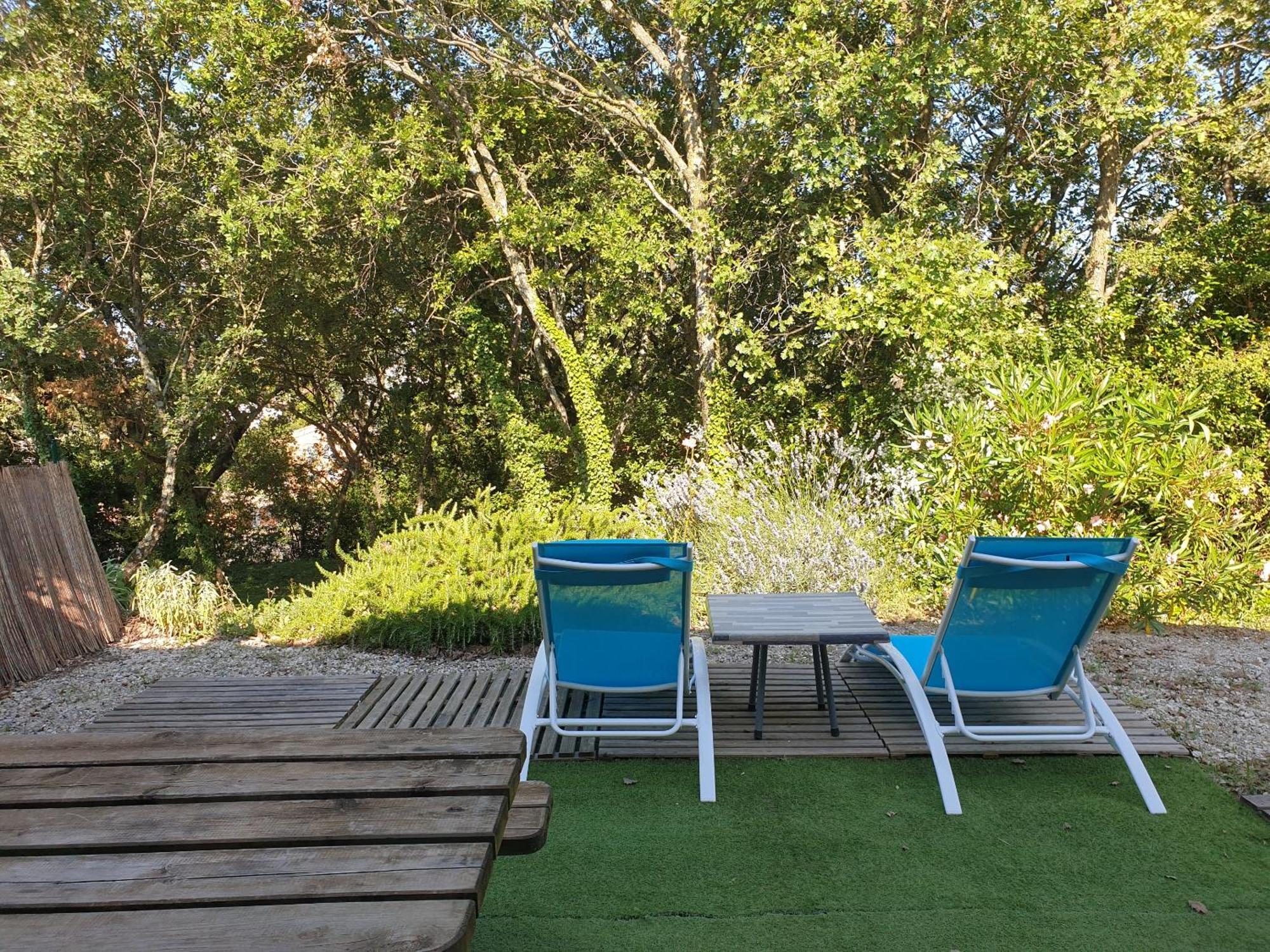 Le Clos Du Grand Chene - Gites 4 Etoiles - Saint-Marcel-d'Ardeche Eksteriør bilde